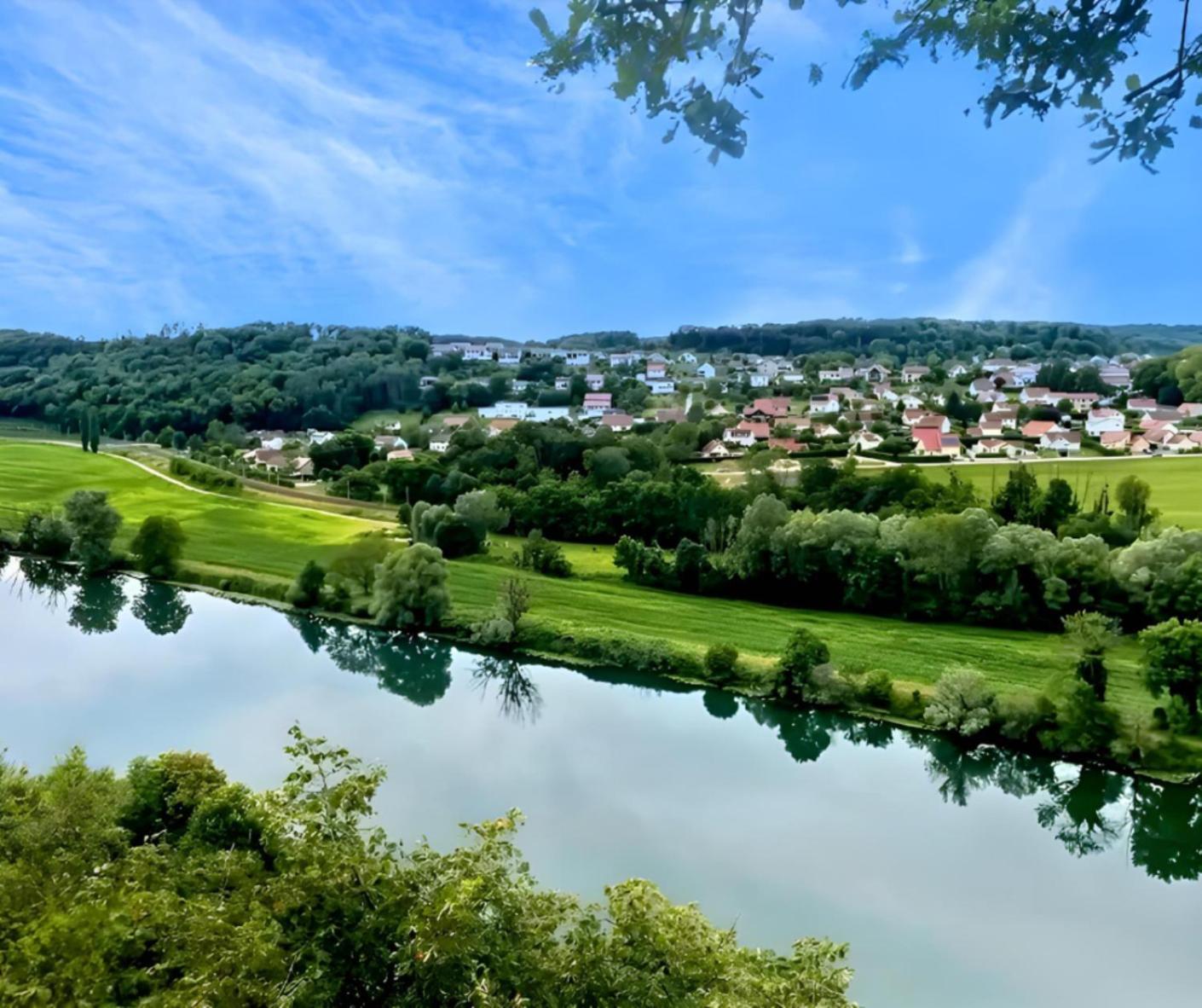 Grange Du Chateau Boussieres Luaran gambar